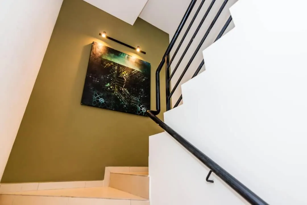 Bed & Breakfast The Best Hotel In Bayan Lepas - The Lov Penang